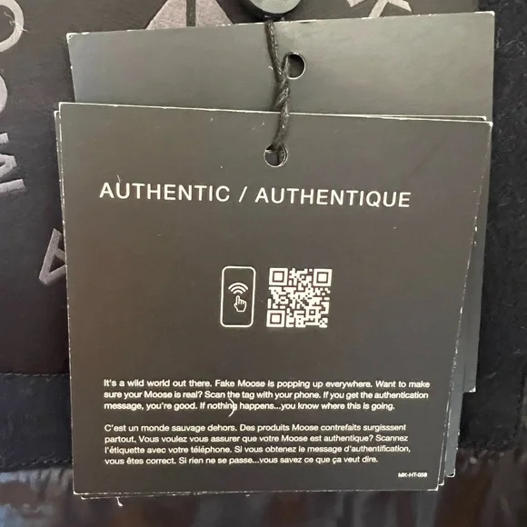 BNWT Moose Knuckles Westmore Wool-blend Down Jacket - Picture 16 of 16